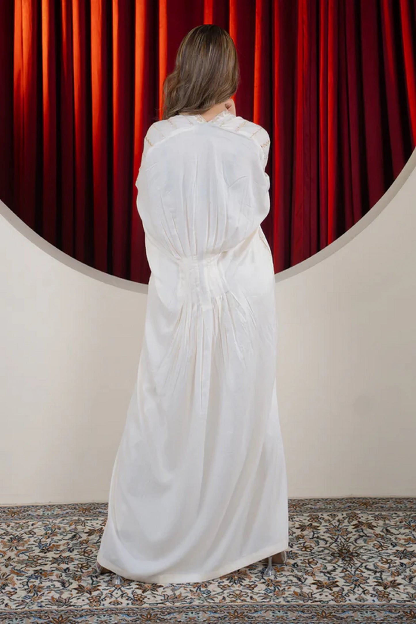 Zarposh Safaid kaftan - By Joray.pk