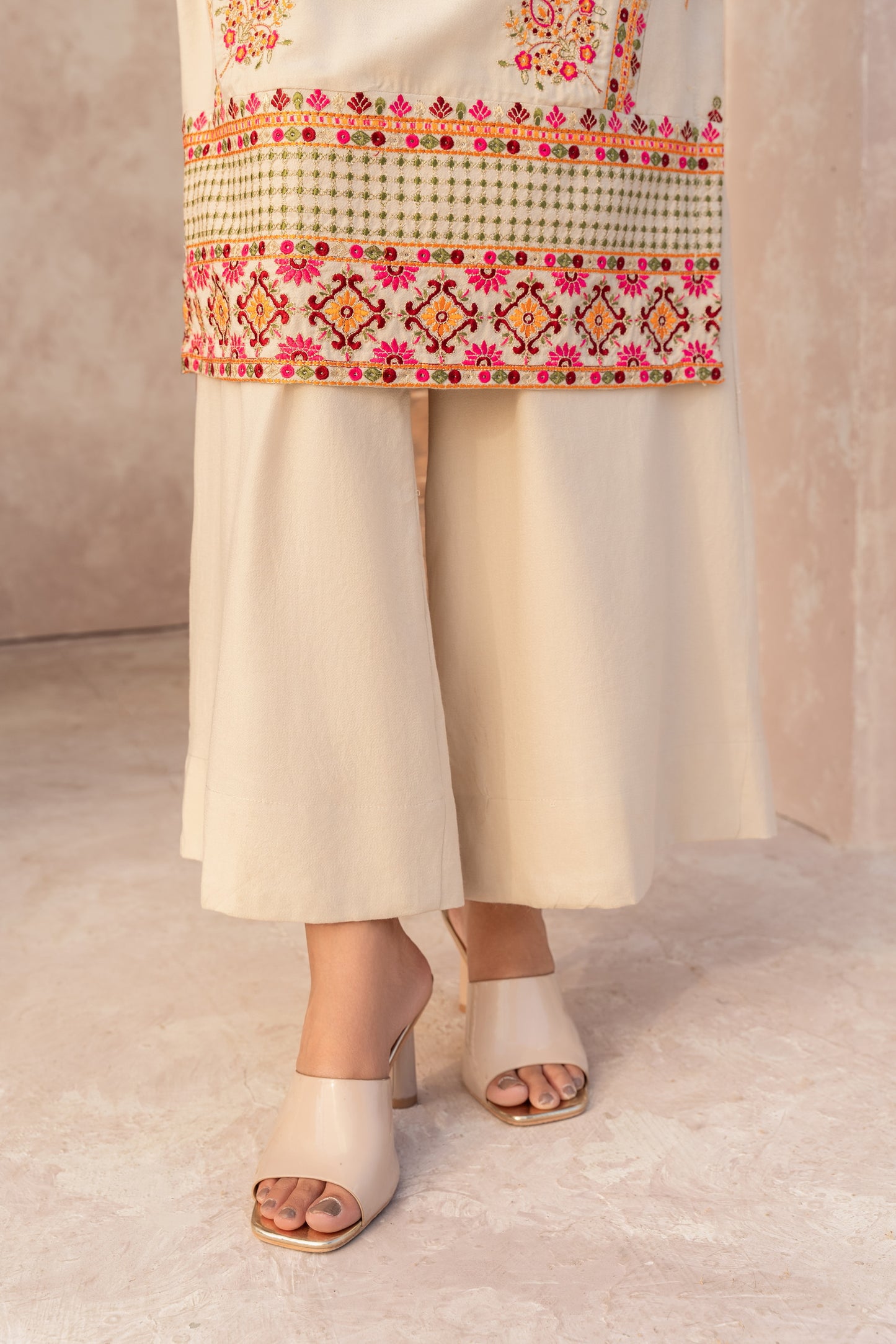 Noor-e-Bahaar - Off White - By Joray.pk