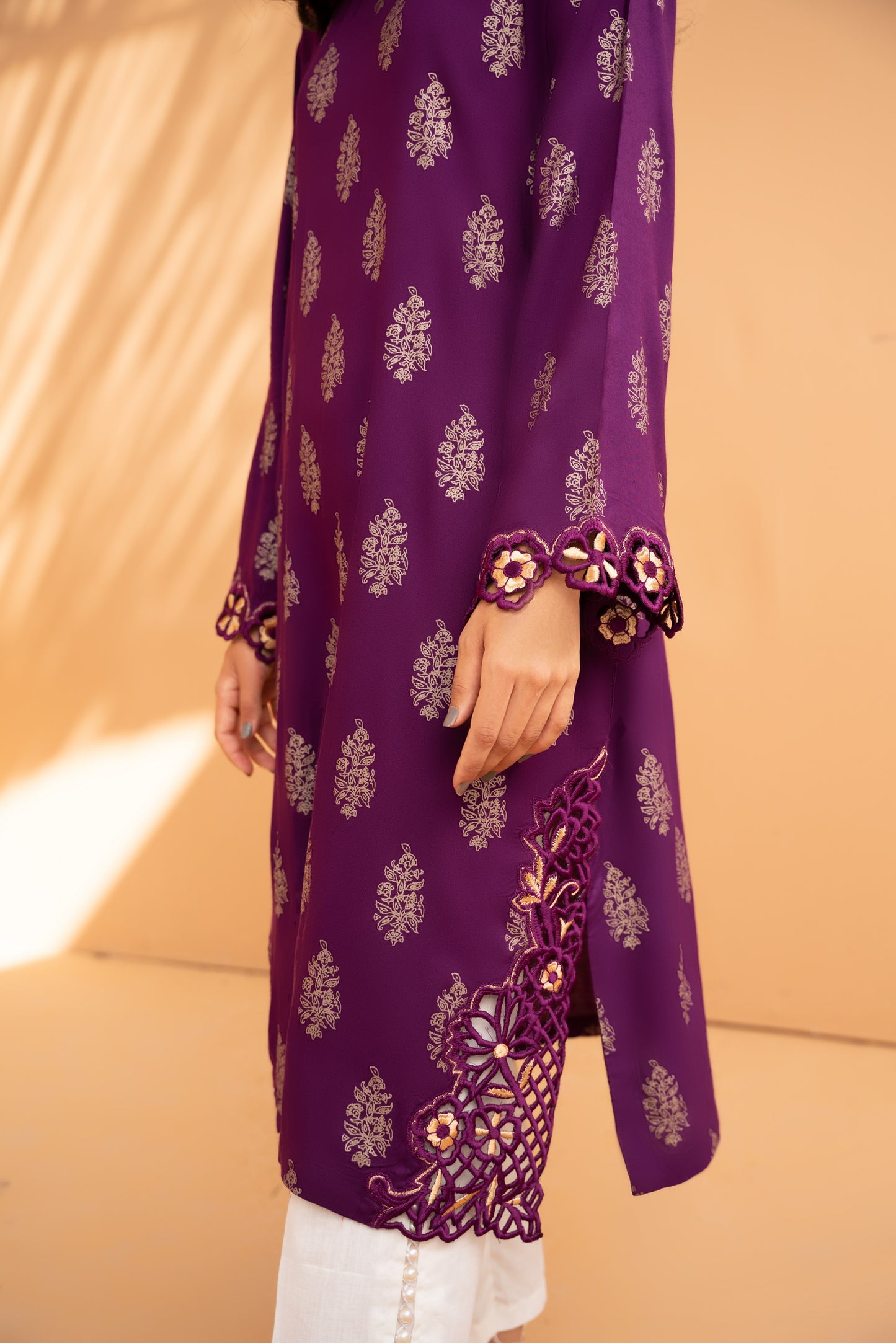 Shabnam-e-Banafshi- By Joray.pk