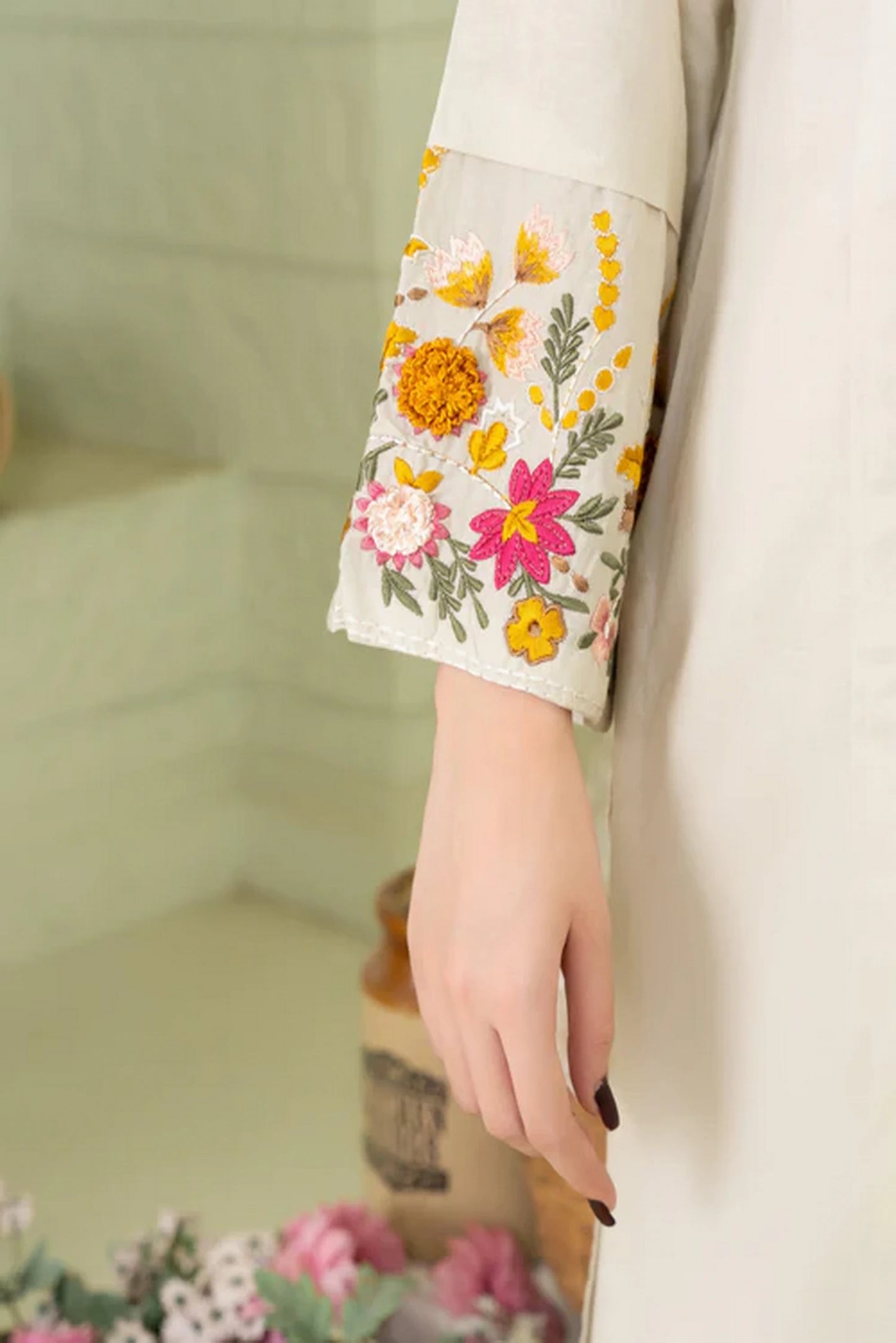 Noor-e-Gul - Ivory - By Joray.pk