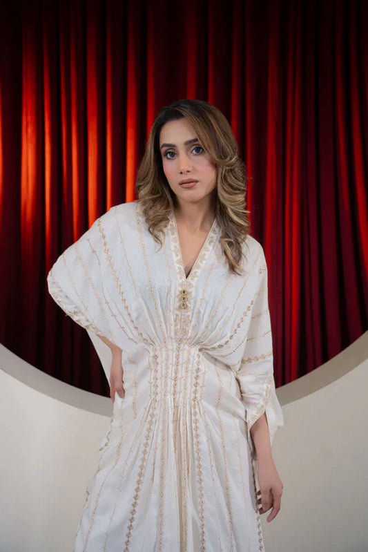 Zarposh Safaid kaftan - By Joray.pk