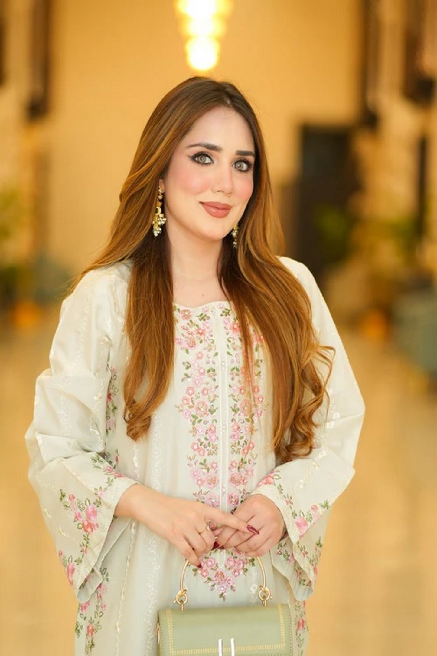 Roshan Bahaar- By Joray.pk